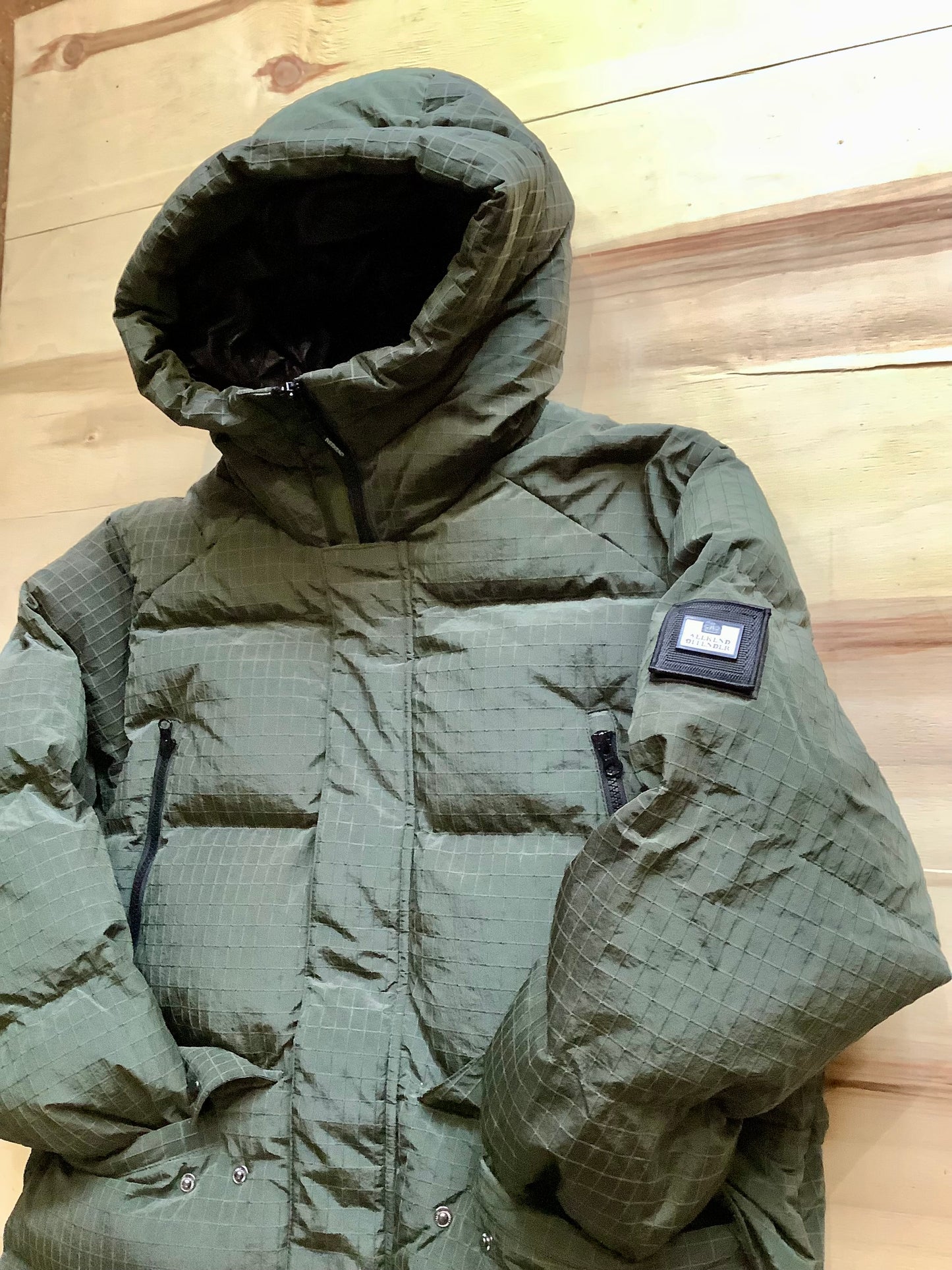 Weekend Offender Lombardo Puffa
