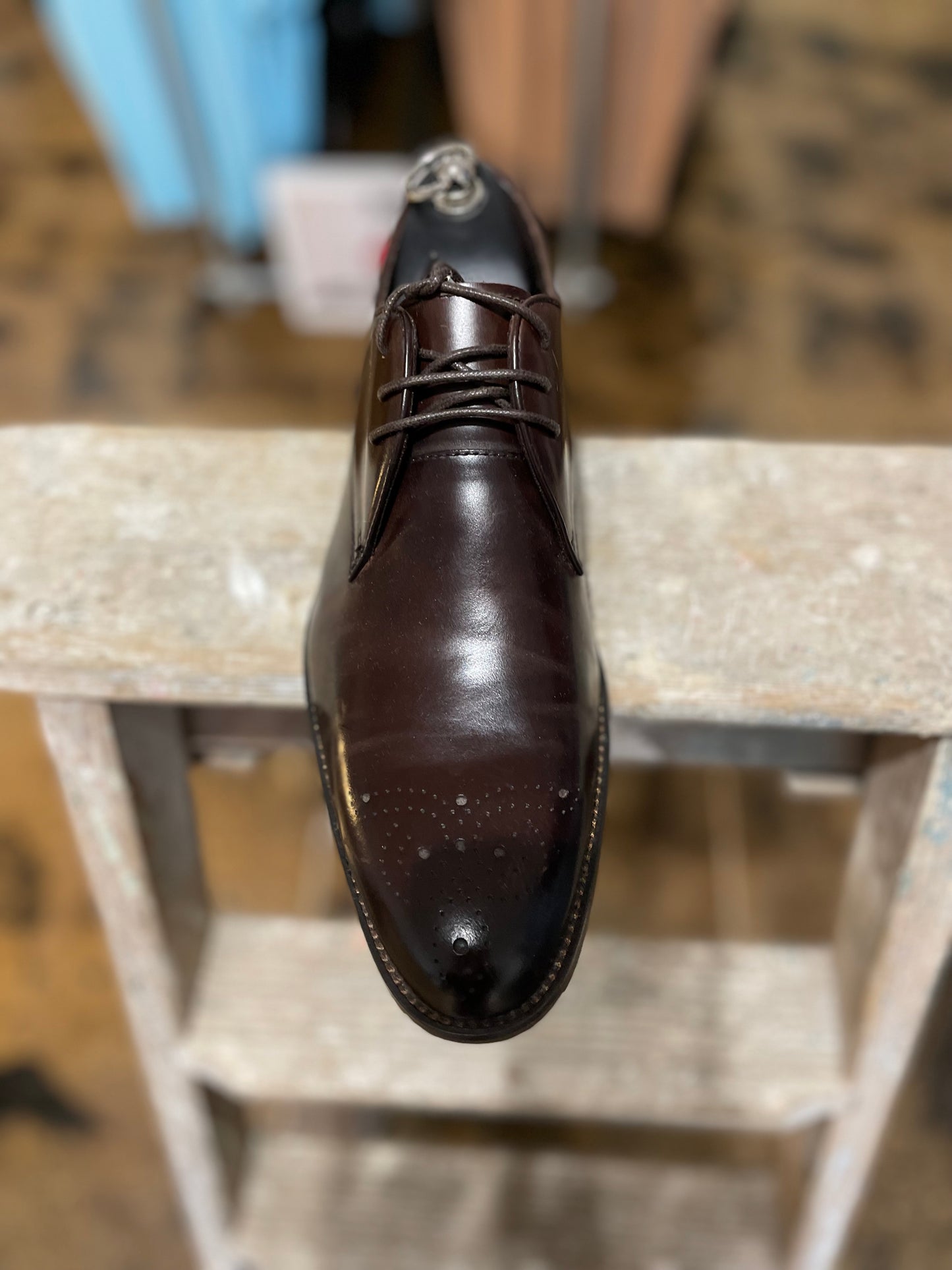 John White Romsey Shoe