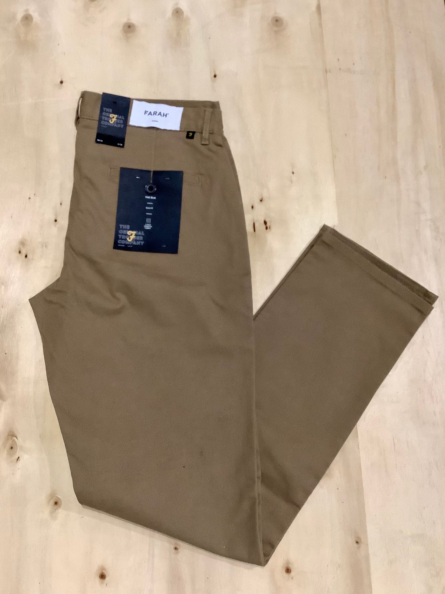 Farah Elm Twill Chino