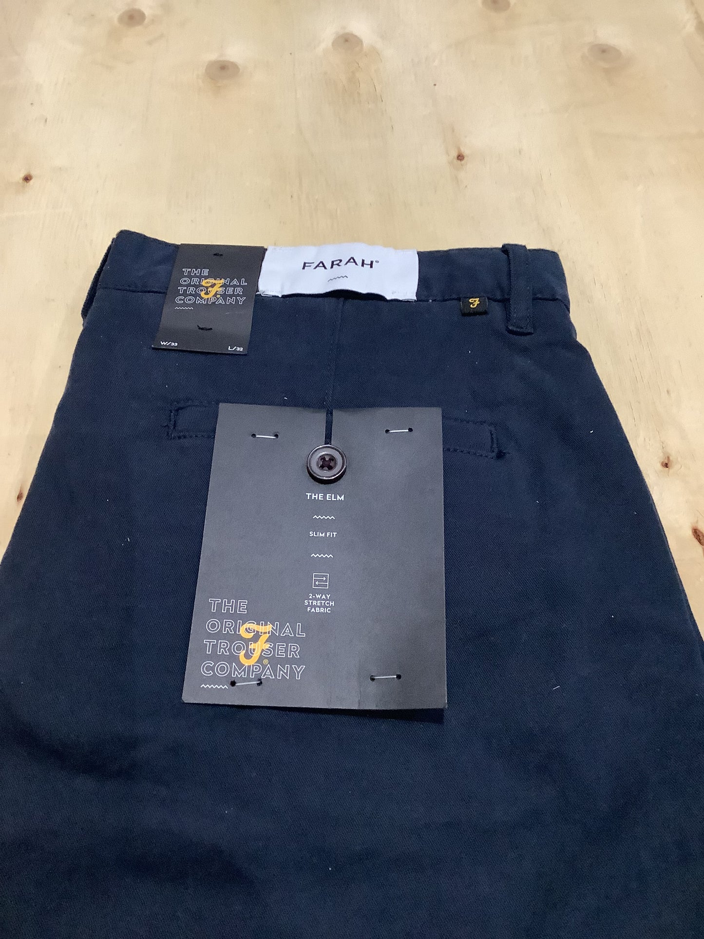 Farah Elm Twill Chino