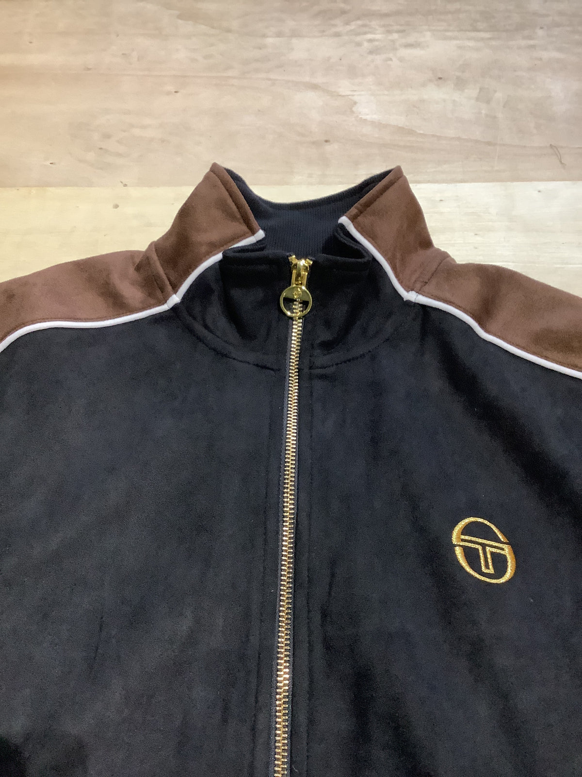 Sergio Contrasto Track Top