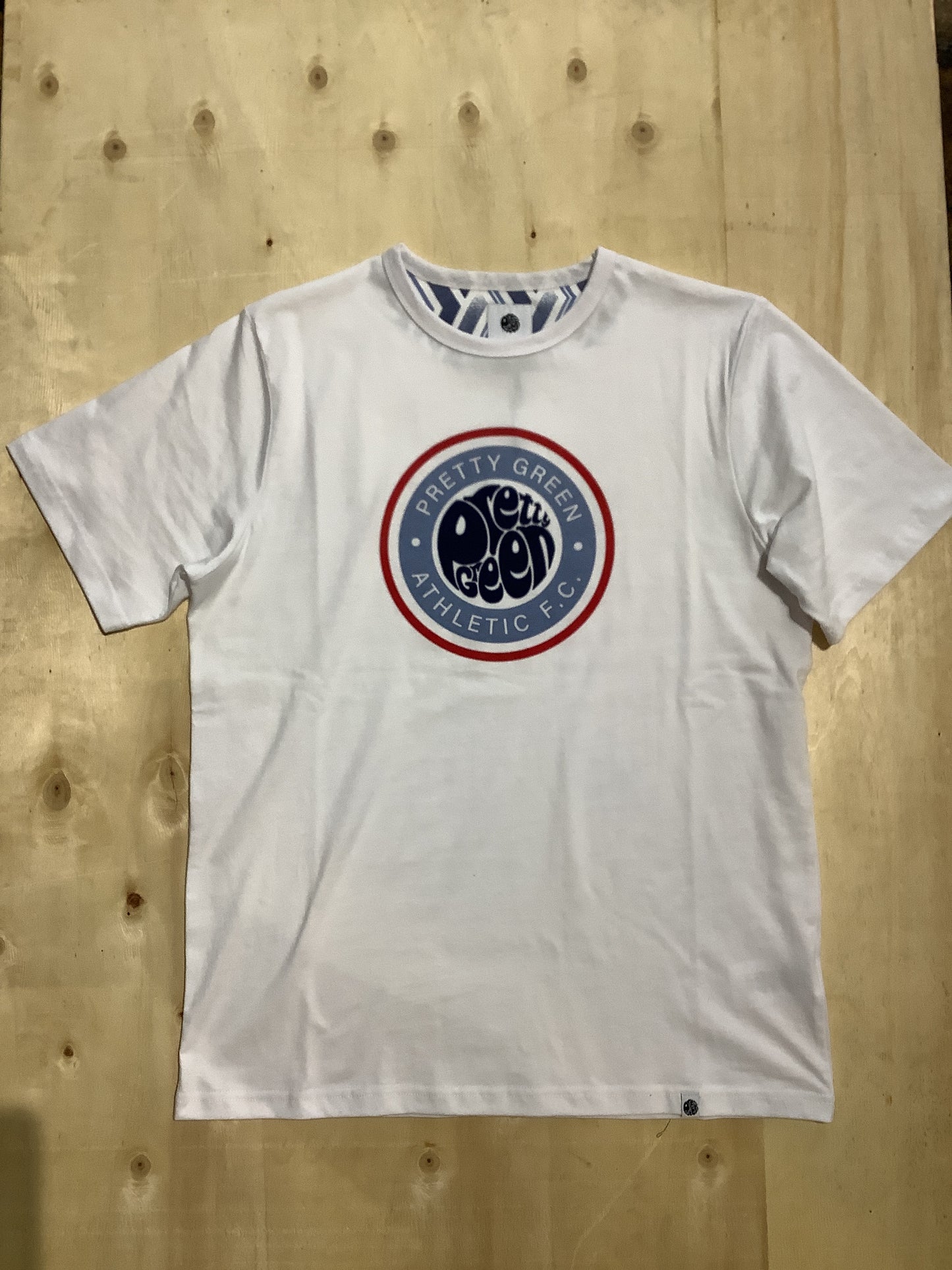 Pretty Green Kingsleigh Logo Tee