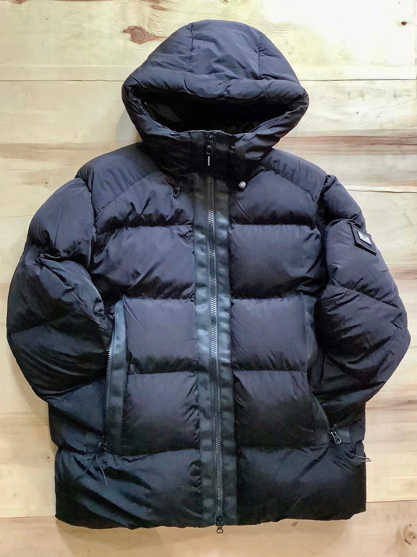 Weekend Offender Amsterdam Puffa