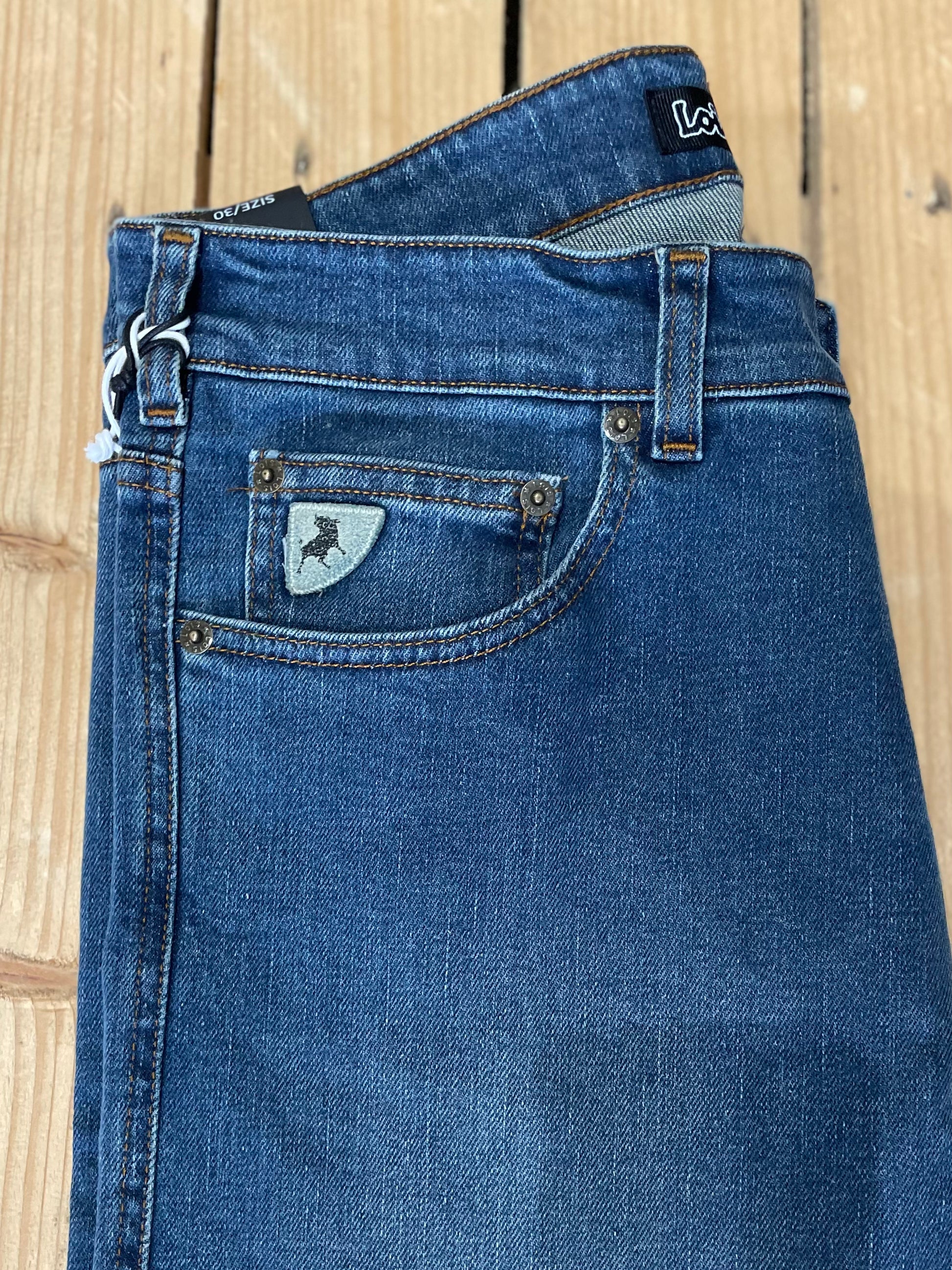 Lois Terrace New Nolan Stone Jeans - front pocket